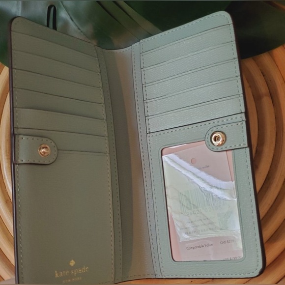❣️NEW❣️ Kate Spade Wallet embroidered lea aphrodite green blue daisy large - Picture 4 of 8
